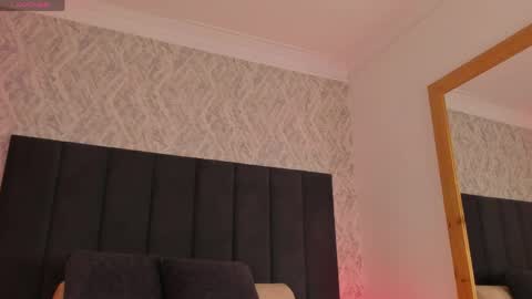 Scarlett online show from April 2026 02:12:02 AM