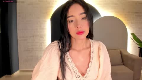 Sacrlett Blaze online show from January 2026 12:00:01 PM