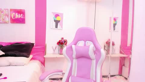 Scarlette  online show from February 2025 03:36:02 AM