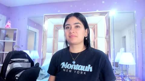 Snapshot of scarlette_15 chatting on June 2026 03:11:01 AM Scarlette online show from June 2026 03:11:01 AM