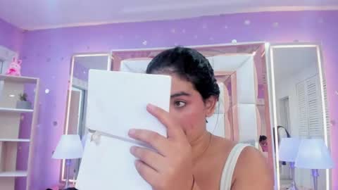 Snapshot of scarlette_15 chatting on July 2026 03:22:02 AM Scarlette online show from July 2026 03:22:02 AM
