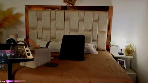 scarlette_tsunade online show from April 2026 04:34:02 PM