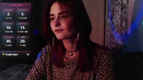 Scarlett online show from December 2025 07:32:01 PM