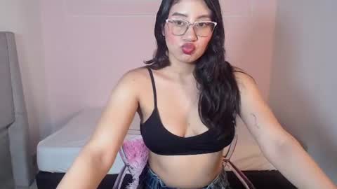 Snapshot of scarlettray5 chatting on July 2026 12:15:01 PM scarlettray5 online show from July 2026 12:15:01 PM