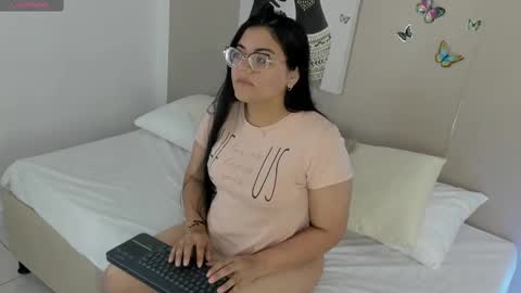 Snapshot of scarlettwhitmore chatting on September 2025 03:12:01 AM Scarlett Whitmore online show from September 2025 03:12:01 AM