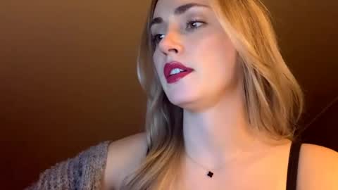 ScarlettxBlonde online show from April 2026 08:14:01 PM