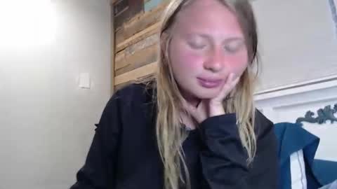 ScarTit Bernhard online show from March 2026 12:03:01 AM