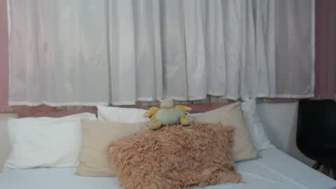 Snapshot of sccarlettjonnes chatting on November 2025 12:15:02 PM SCARLET online show from November 2025 12:15:02 PM