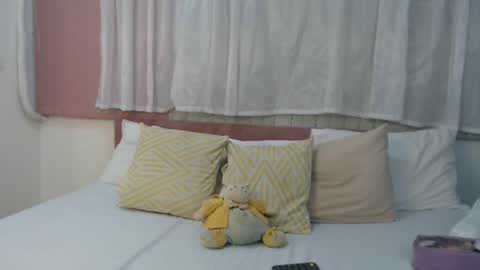 Snapshot of sccarlettjonnes chatting on December 2025 11:40:02 AM SCARLET online show from December 2025 11:40:02 AM