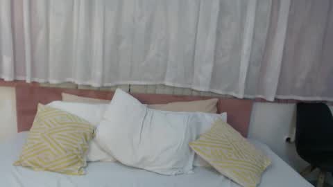 Snapshot of sccarlettjonnes chatting on January 2026 05:27:02 PM SCARLET online show from January 2026 05:27:02 PM