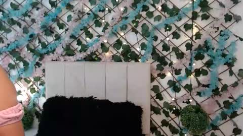 Snapshot of sccarlettjonnes chatting on January 2026 10:19:02 AM SCARLET online show from January 2026 10:19:02 AM