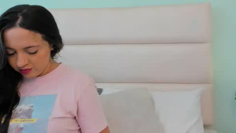 Snapshot of sccarlettjonnes chatting on March 2026 11:06:01 AM SCARLET online show from March 2026 11:06:01 AM