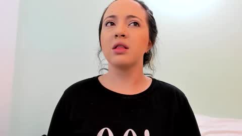 SCARLET online show from April 2026 10:42:01 AM