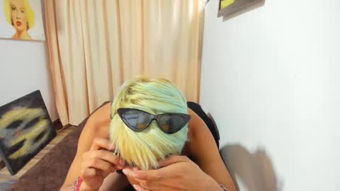 scenebrandy online show from February 2026 10:19:01 PM