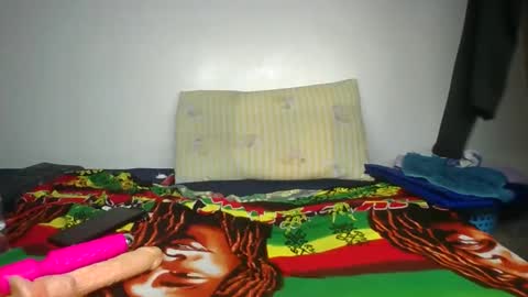 scentedfriction online show from September 2025 06:07:01 AM