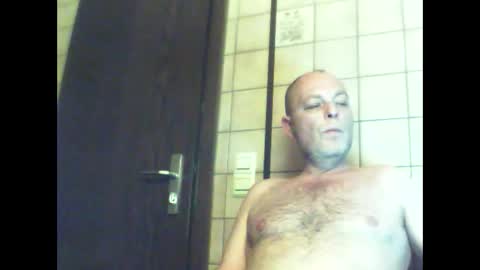 schnibschnab online show from November 2025 04:15:01 AM