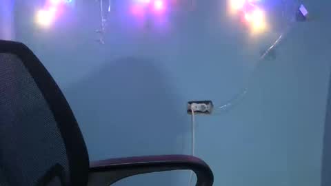 mai latina online show from February 2026 06:37:02 PM