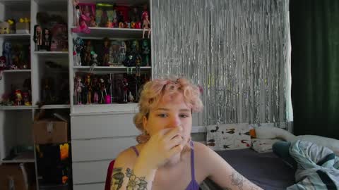 Rina online show from April 2026 07:06:02 AM