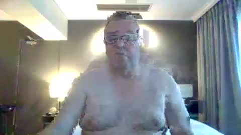 Snapshot of scoobs71 chatting on May 2026 08:42:02 AM Scoobs online show from May 2026 08:42:02 AM