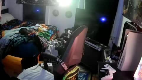 Snapshot of scoobysnaxxxxx chatting on November 2025 11:01:02 AM scoobysnaxxxxx online show from November 2025 11:01:02 AM