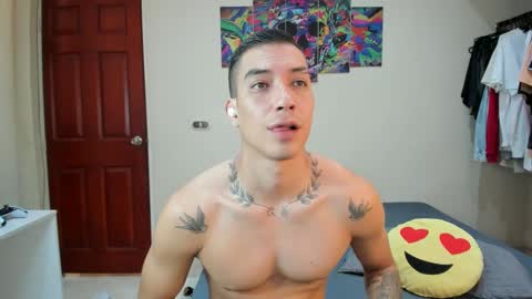 Snapshot of scotrisse chatting on October 2025 04:59:02 PM Daniel martinez - Independent model online show from October 2025 04:59:02 PM