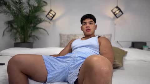 Andrew Flintt online show from October 2025 04:29:01 AM