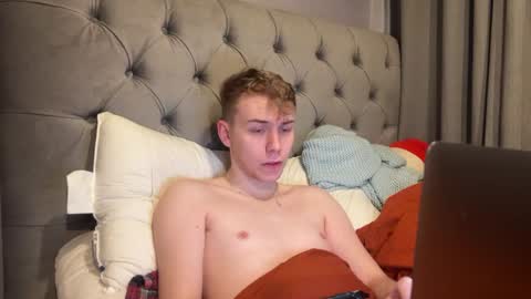 Snapshot of scottish_twink01 chatting on January 2025 05:54:02 PM danny online show from January 2025 05:54:02 PM