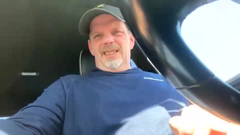 scottj603603 online show from April 2026 05:04:02 PM