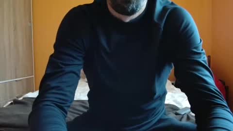 scotty_98 online show from December 2024 12:37:01 PM