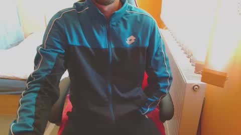 scotty_98 online show from March 2025 03:38:02 PM