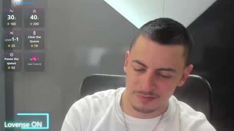 Ricardo online show from September 2025 10:23:01 PM