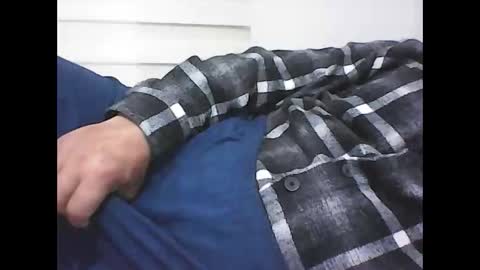 Snapshot of screw2 chatting on February 2026 03:15:02 PM Evren online show from February 2026 03:15:02 PM