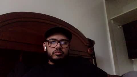 scrwedup_jux online show from May 2026 05:40:01 PM