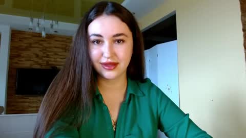 Elizabeth  online show from April 2026 08:17:02 AM