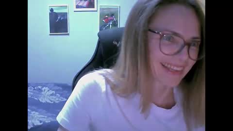 Snapshot of sea_dream chatting on October 2025 02:26:02 PM SEA Dream online show from October 2025 02:26:02 PM