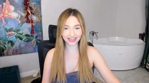 Snapshot of seaebreeze chatting on December 2024 07:00:01 PM Kate online show from December 2024 07:00:01 PM