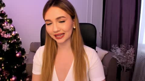 Snapshot of seaebreeze chatting on December 2024 06:33:01 AM Kate online show from December 2024 06:33:01 AM