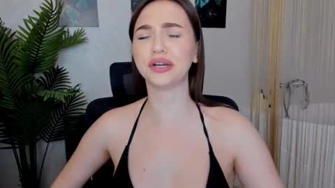 Snapshot of seaebreeze chatting on February 2025 01:10:01 AM Kate online show from February 2025 01:10:01 AM