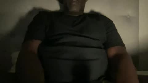 Snapshot of seanbaptiste chatting on December 2024 11:06:02 PM Idris online show from December 2024 11:06:02 PM