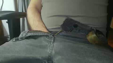 Snapshot of seasideforester chatting on February 2025 06:54:02 PM Sea online show from February 2025 06:54:02 PM