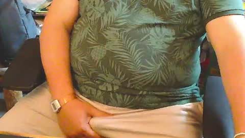 Snapshot of seathrough chatting on July 2026 06:23:01 AM Falco J online show from July 2026 06:23:01 AM