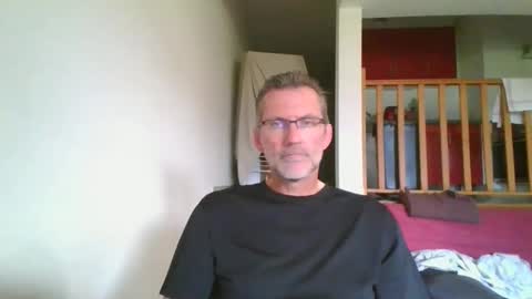 Snapshot of seb846894 chatting on May 2026 05:21:01 PM seb846894 online show from May 2026 05:21:01 PM