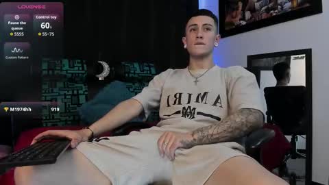 Sebastian online show from February 2026 10:10:02 PM