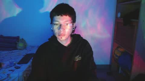 Snapshot of sebasslops chatting on April 2026 08:03:01 AM Sebas online show from April 2026 08:03:01 AM