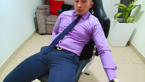 juan  sebastian online show from February 2025 07:41:01 PM