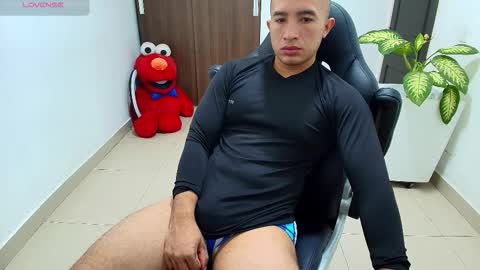 juan  sebastian online show from October 2025 12:37:02 PM