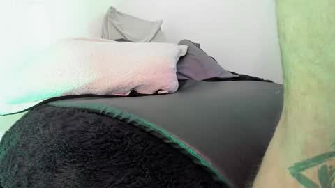 Snapshot of sebastianortizm chatting on February 2025 08:56:01 PM Lucian Sinclair online show from February 2025 08:56:01 PM