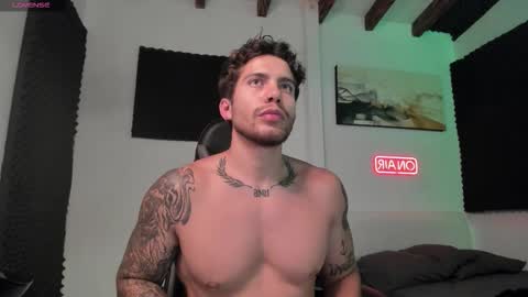 Lucian Sinclair online show from December 2025 02:54:02 AM