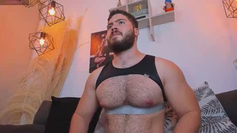 Instagram jeanpaulfit  online show from March 2026 10:25:01 PM