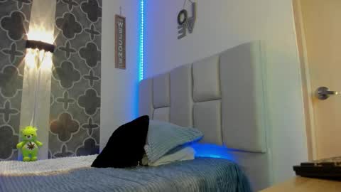 Snapshot of sebastiian69_ chatting on October 2025 02:34:01 PM Sebas online show from October 2025 02:34:01 PM